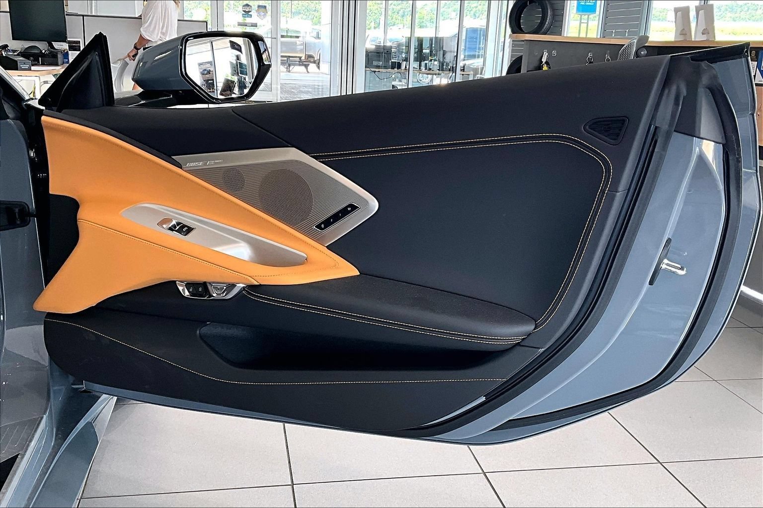 Used 2024 Chevrolet Corvette Stingray Preferred Conv w/ Z51 Performance Package RWD image 17