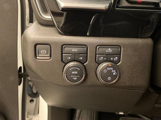 Used 2022 Chevrolet Silverado 1500 LT AWD/4WD image 16