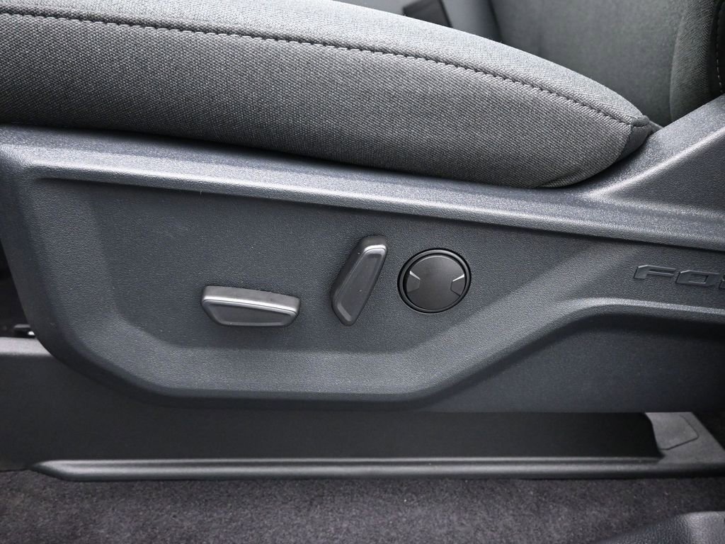 New 2025 Ford F150 XLT w/ Equipment Group 303A High image 10