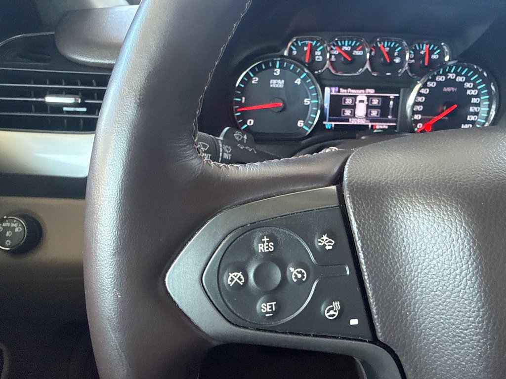 Used 2017 Chevrolet Tahoe LT w/ Luxury Package RWD image 32