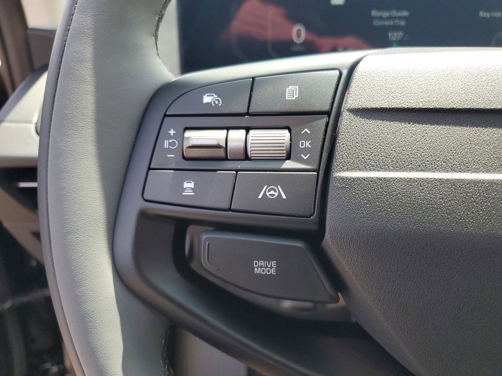 New 2025 Kia EV6 Light w/ Light LR Technology Package RWD image 11