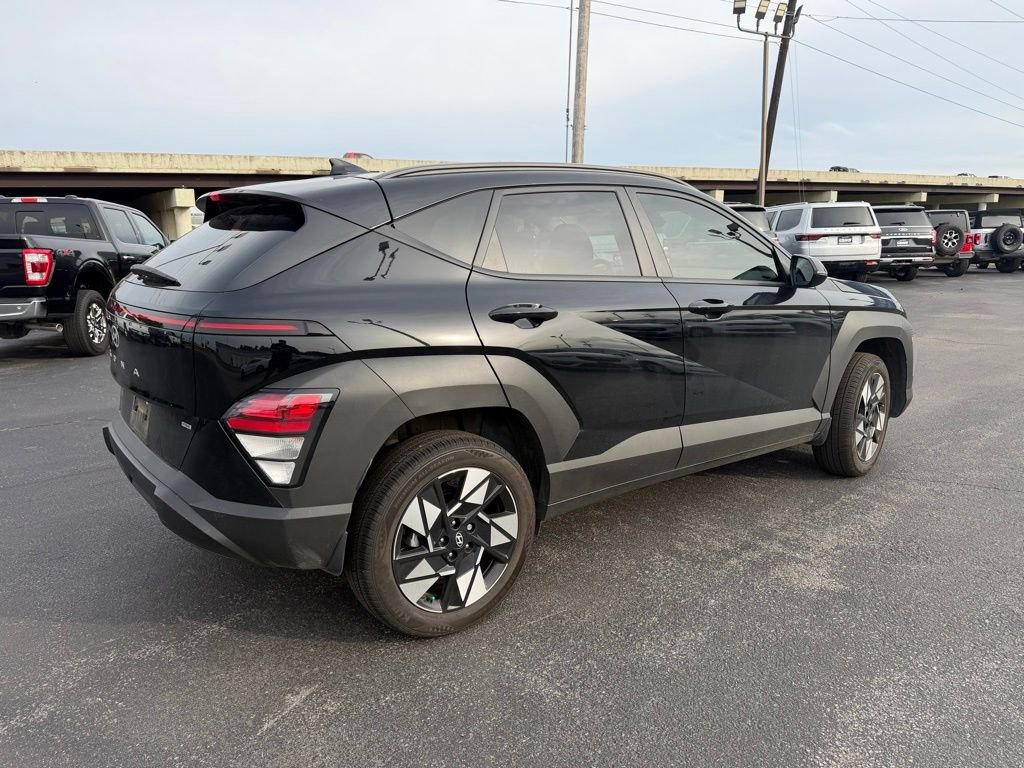 Used 2025 Hyundai Kona SEL AWD/4WD image 6