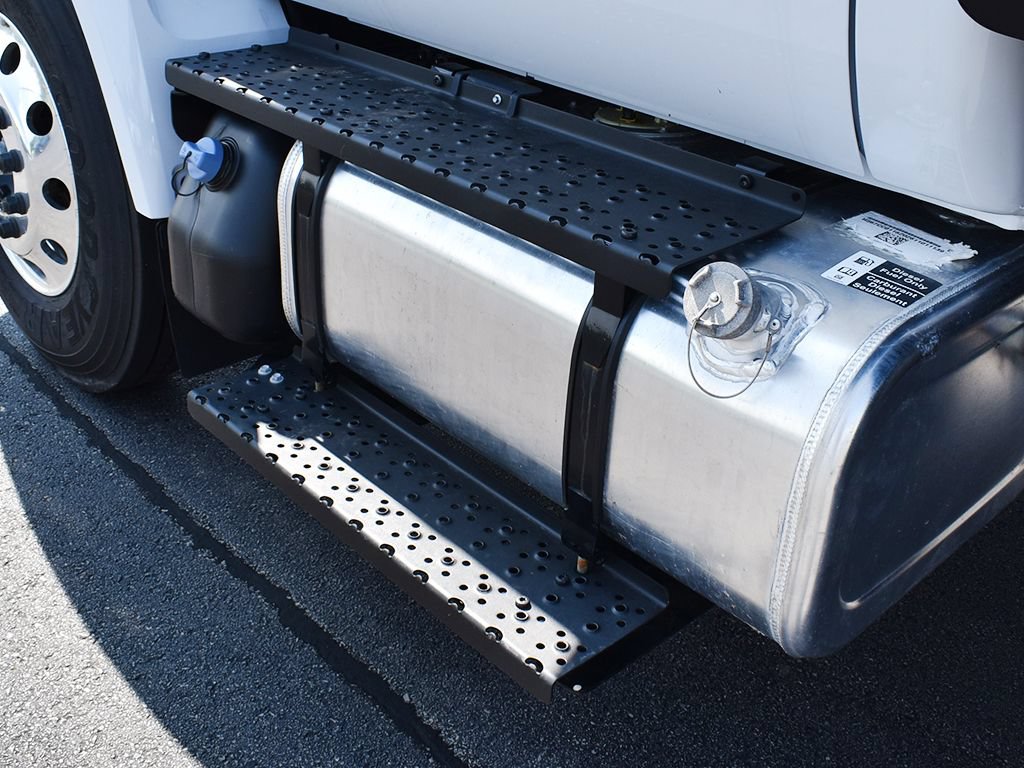 New 2027 Ford F650 2WD Regular Cab Super Duty image 15