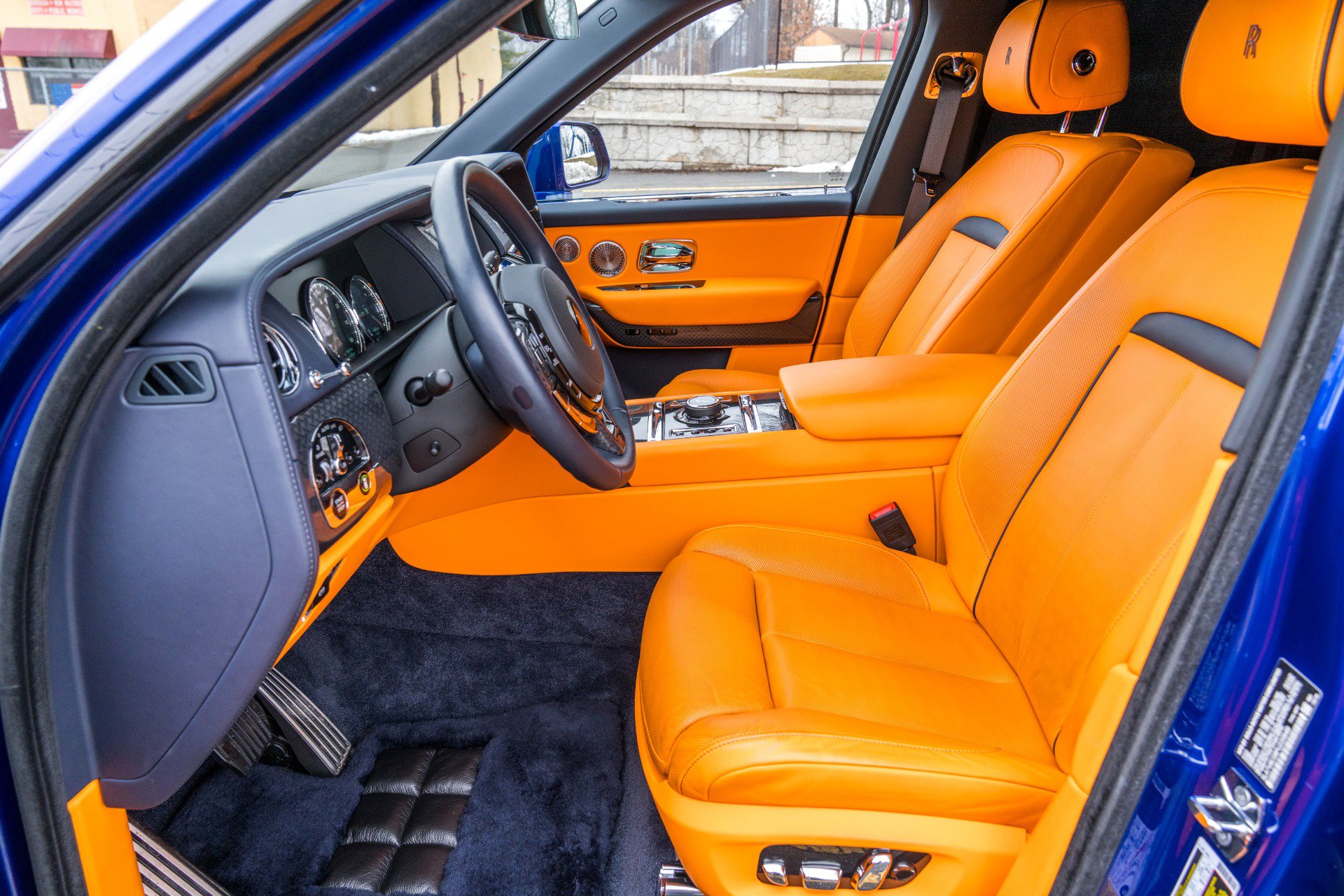 Used 2023 Rolls-Royce Cullinan Black Badge w/ Driver's Package AWD/4WD image 40