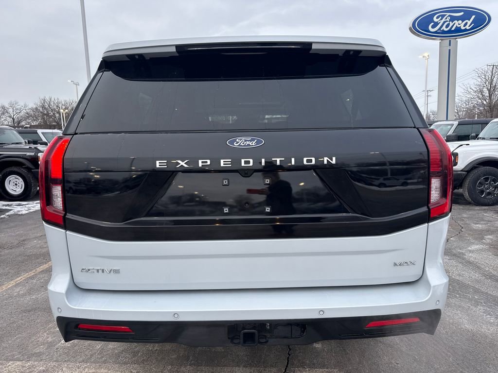 Used 2025 Ford Expedition Max Active image 8