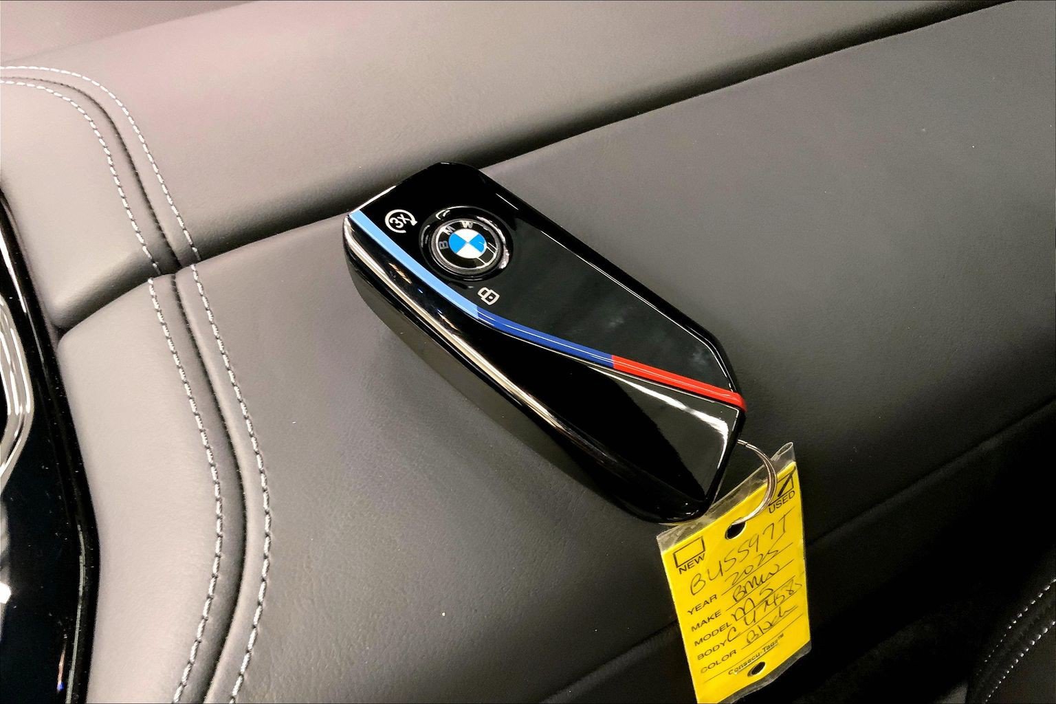 Used 2025 BMW M5 w/ Executive Package AWD/4WD image 21