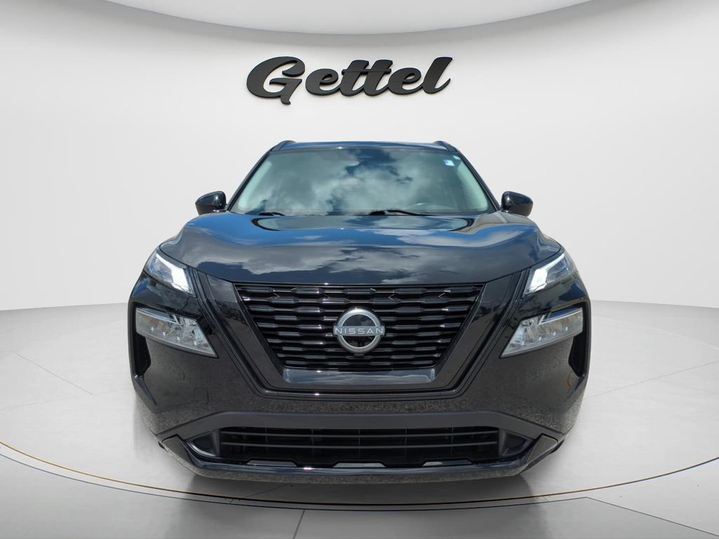 Certified 2023 Nissan Rogue SV w/ SV Premium B Package FWD image 2