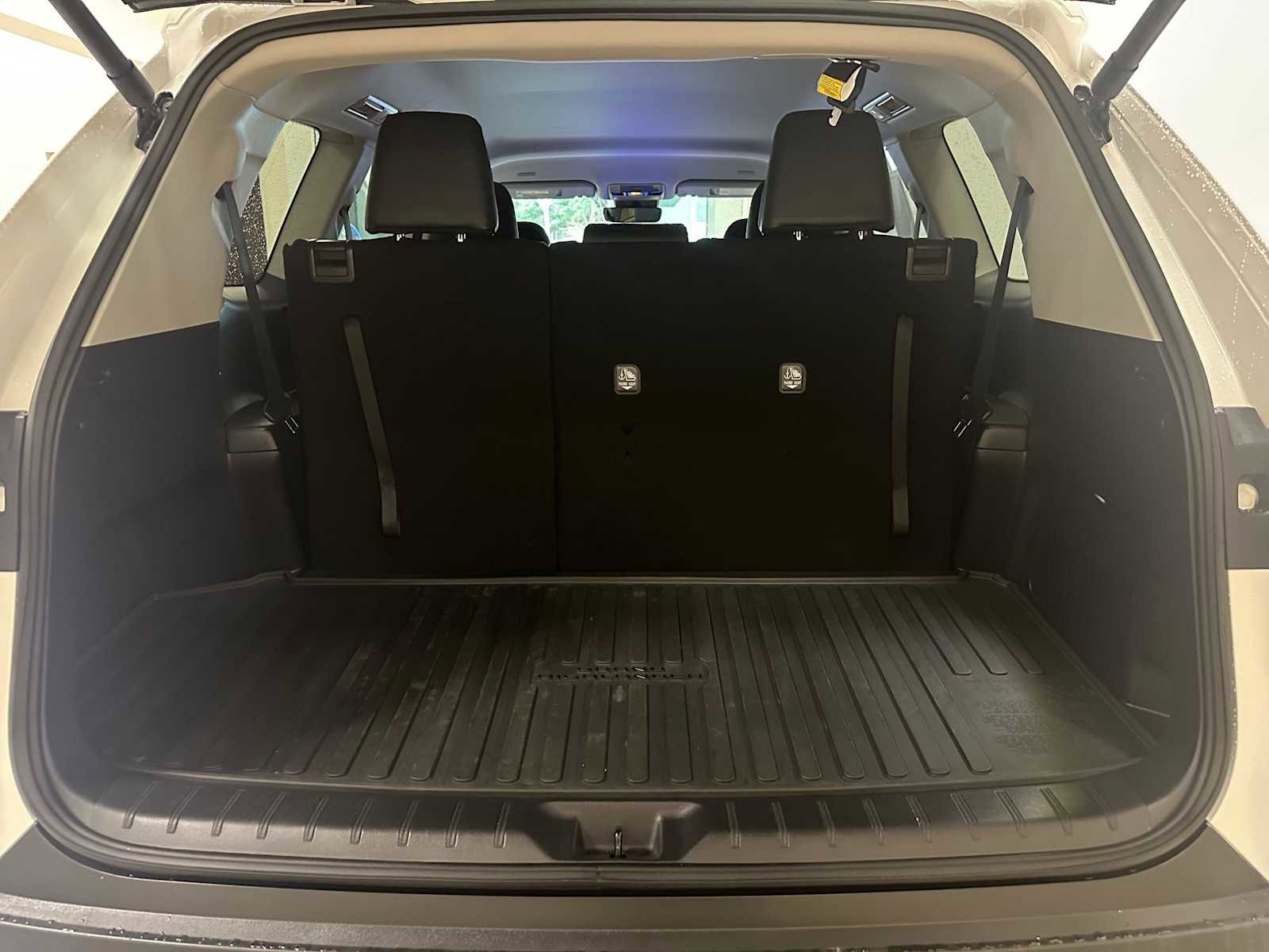 Certified 2025 Toyota Grand Highlander AWD Hybrid image 28