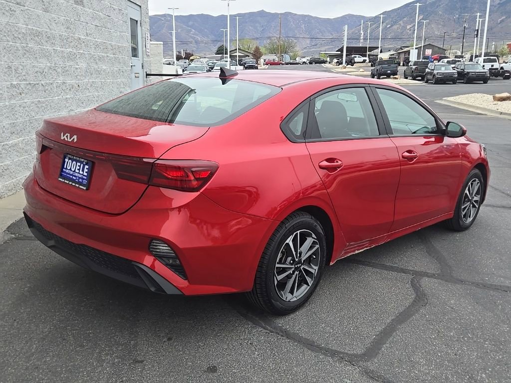 Used 2024 Kia Forte LXS image 4