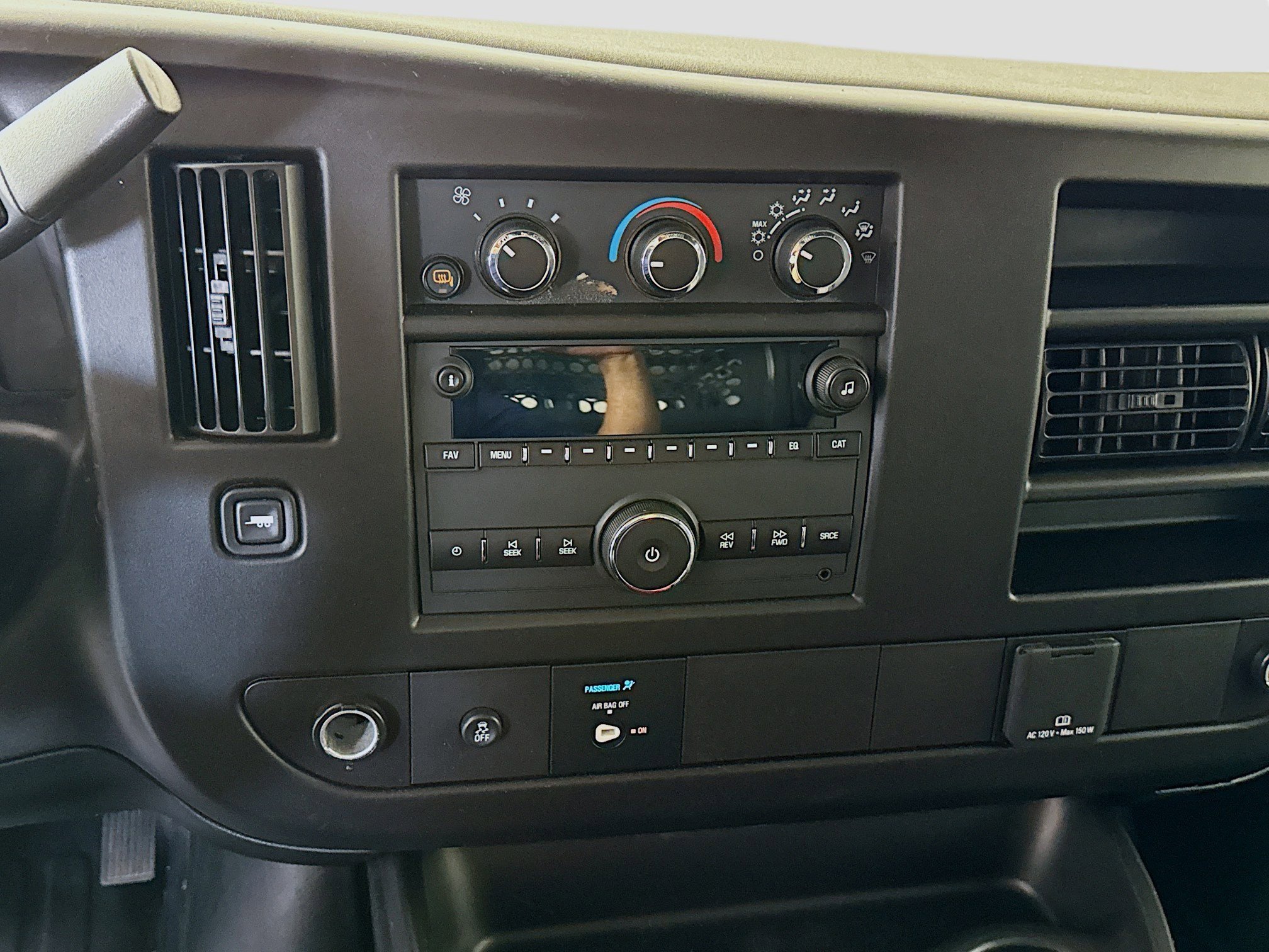 Used 2023 Chevrolet Express 2500 w/ Driver Convenience Package image 17