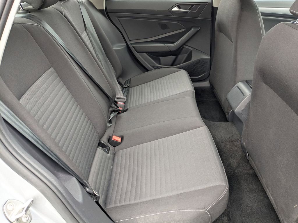 Used 2025 Volkswagen Jetta S image 28