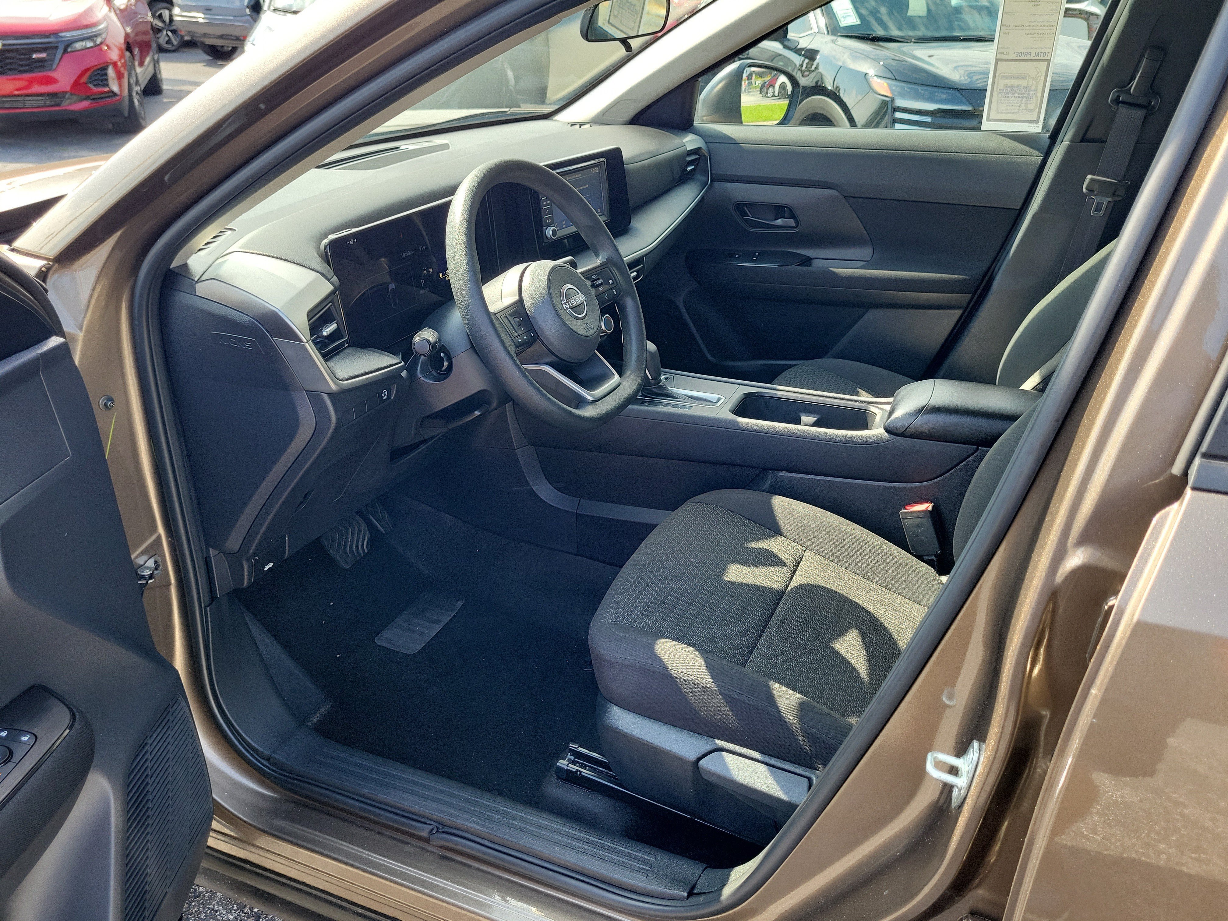 Certified 2025 Nissan Kicks S FWD image 11