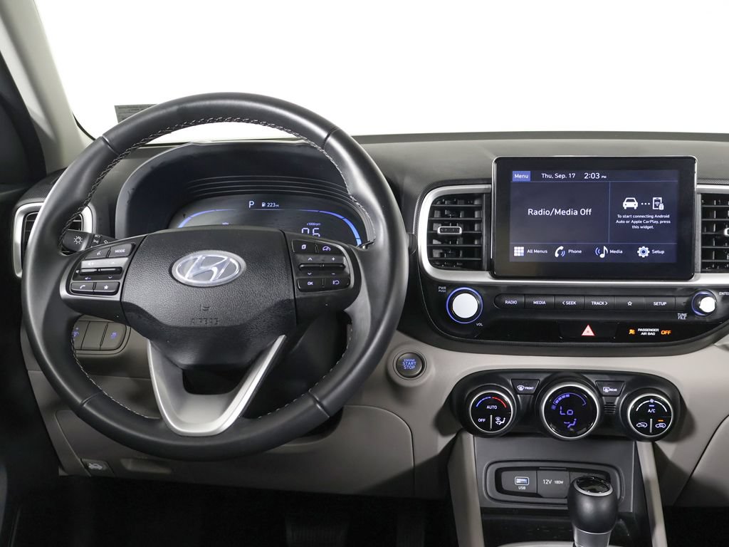 Certified 2026 Hyundai Venue SEL FWD image 29