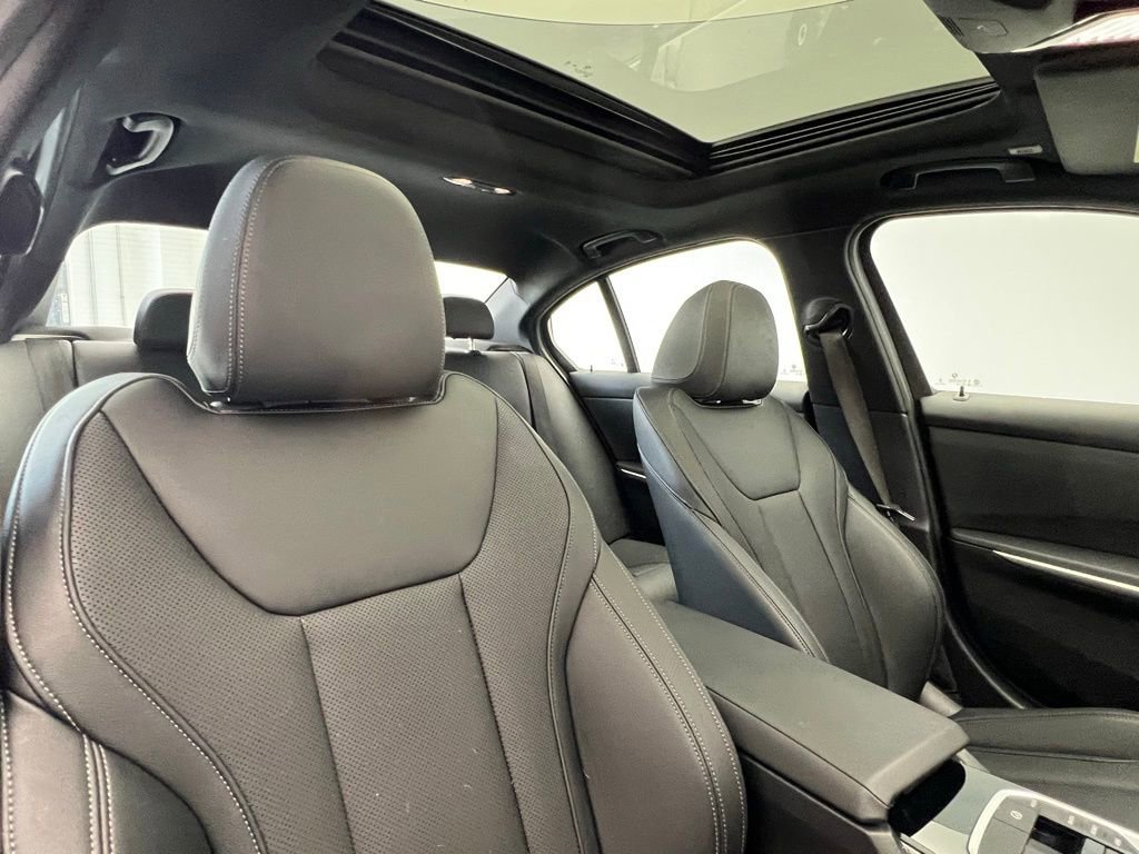 Certified 2024 BMW 330i Sedan w/ Convenience Package image 7