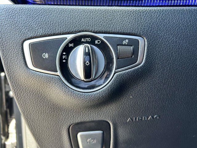 Used 2020 Mercedes-Benz E 350 Sedan image 30