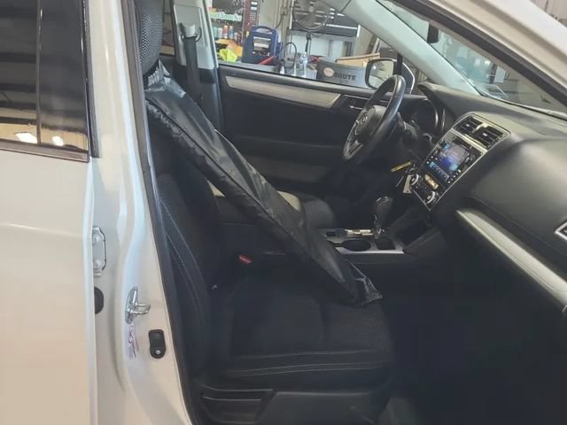 Used 2019 Subaru Outback 2.5i Premium w/ Popular Package #2 AWD/4WD image 11