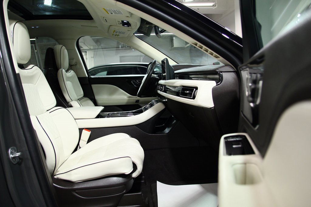 Used 2021 Lincoln Aviator Black Label w/ Dynamic Handling Package image 22