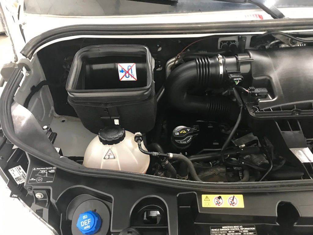 Used 2021 Mercedes-Benz Sprinter 144 Cargo image 33