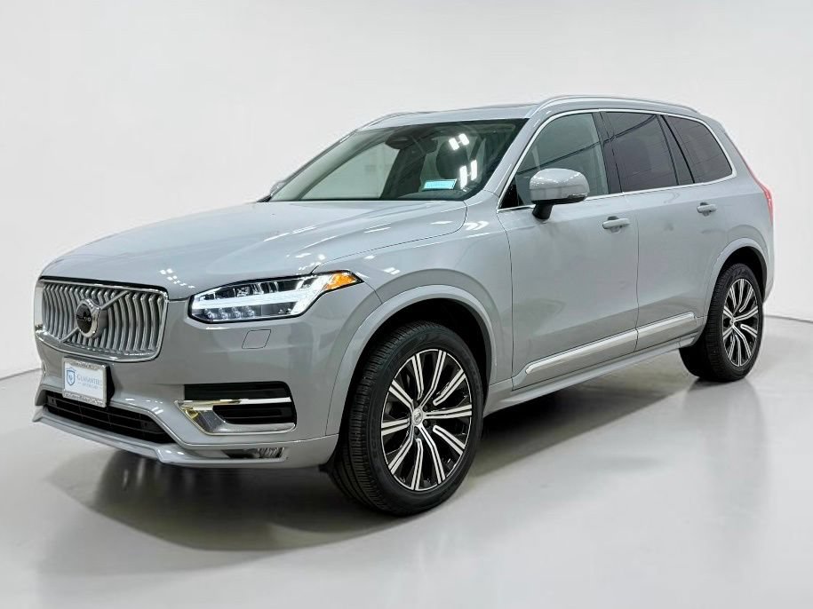 Used 2024 Volvo XC90 B5 Core w/ Protection Package Premier AWD/4WD image 8