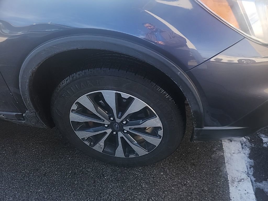 Used 2015 Subaru Outback 2.5i Limited image 3