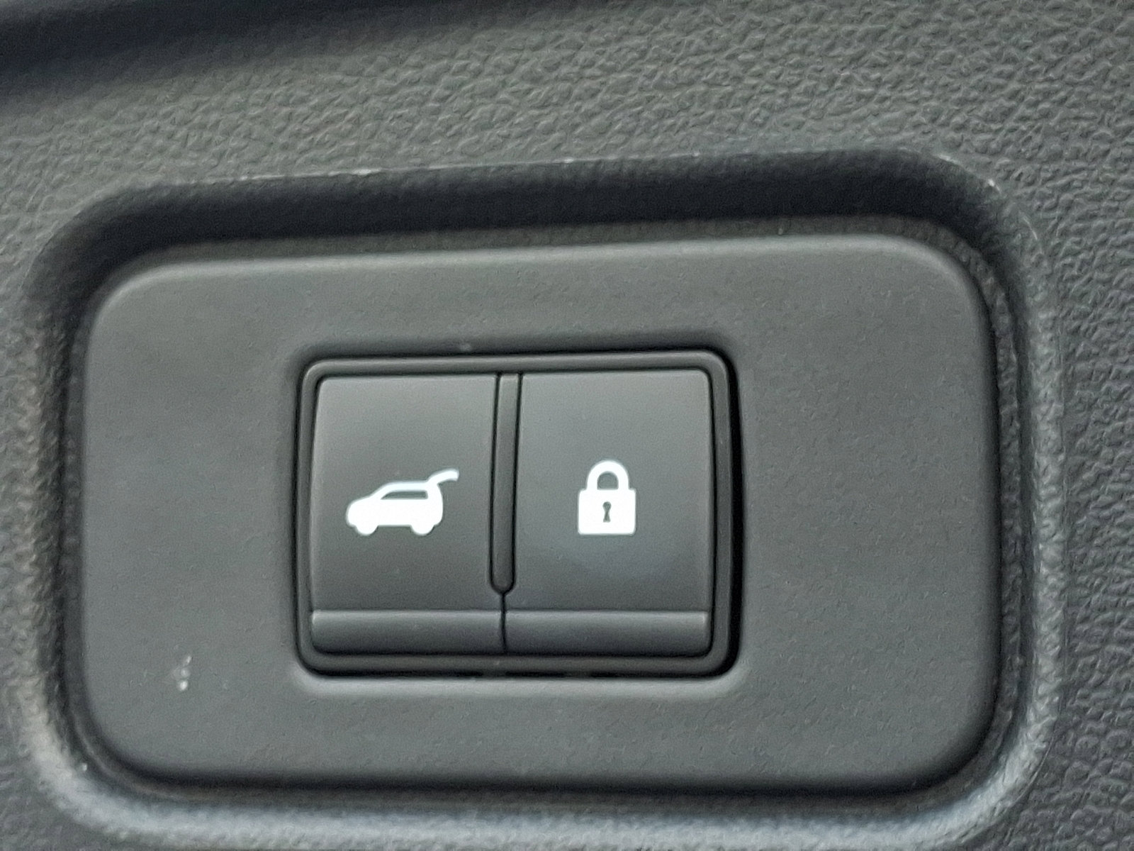 Certified 2024 Nissan Pathfinder SV w/ SV Premium Package image 30