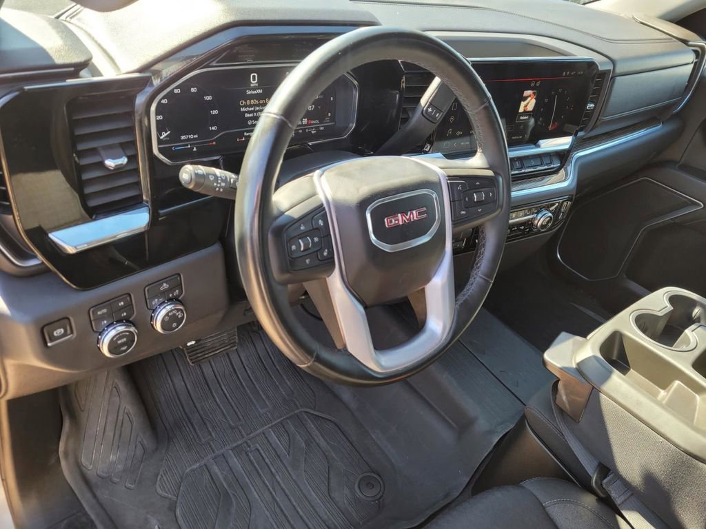 Used 2023 GMC Sierra 1500 SLE image 22