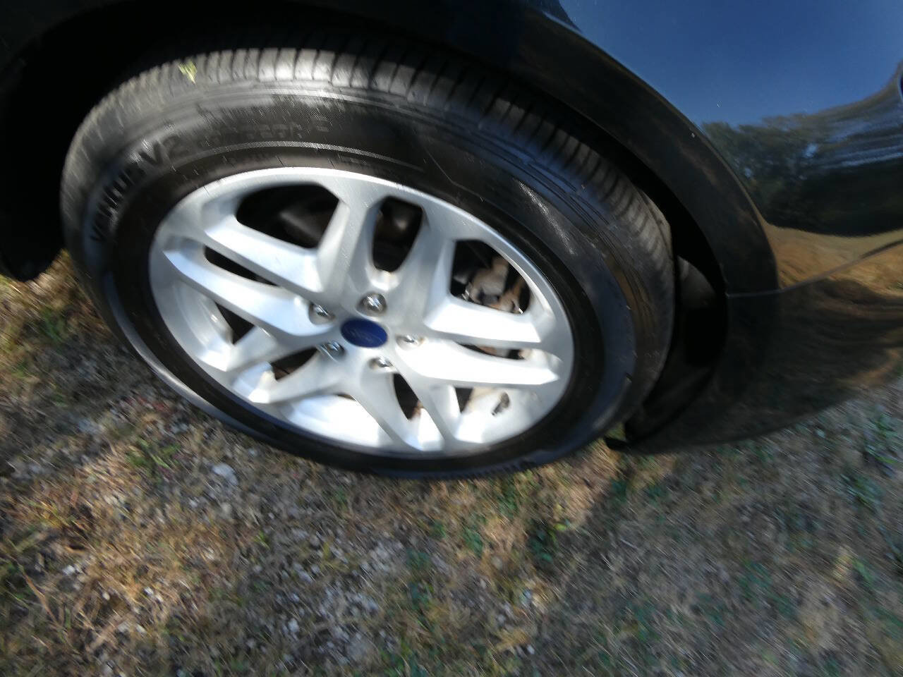 Used 2014 Ford Fusion SE w/ Equipment Group 202A FWD image 25