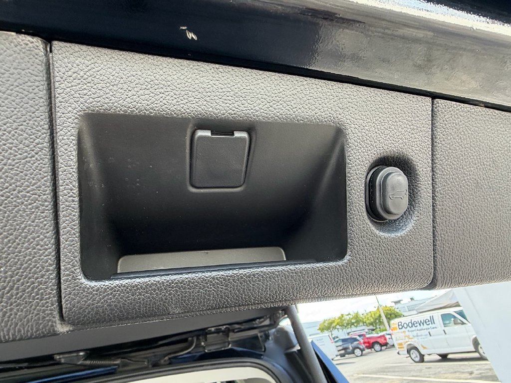 Used 2020 Chevrolet Tahoe LT RWD image 17