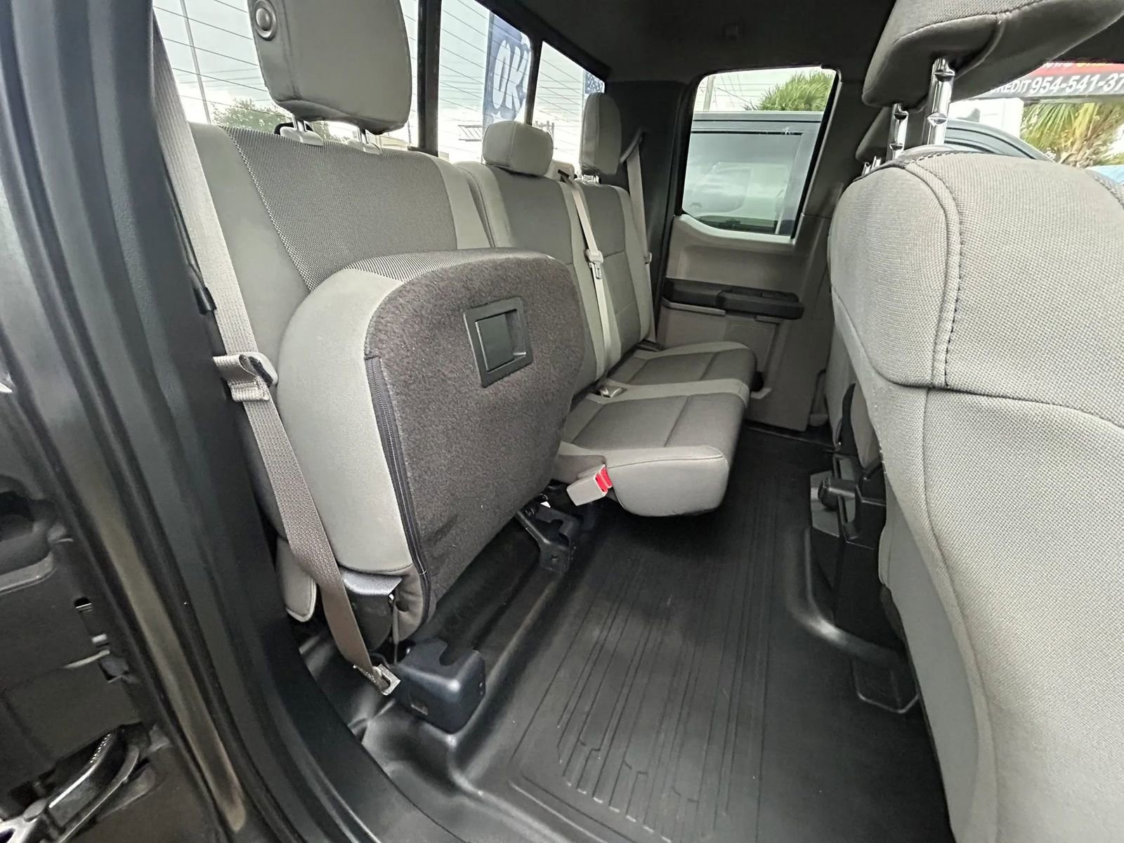 Used 2015 Ford F150 XL w/ Equipment Group 101A Mid AWD/4WD image 9