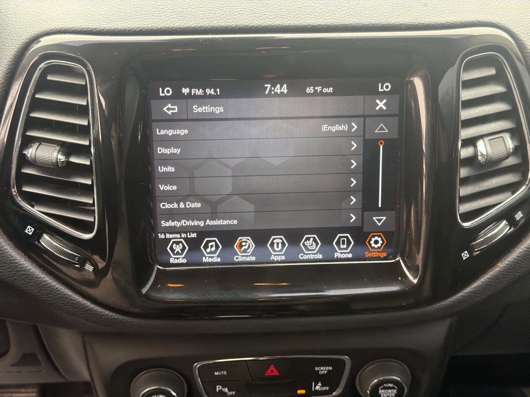 Used 2019 Jeep Compass Limited w/ Advanced Safety Group image 31