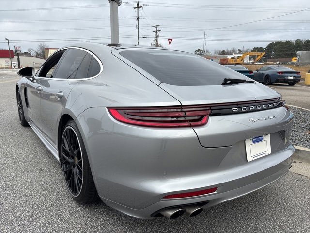 Used 2017 Porsche Panamera Turbo image 6