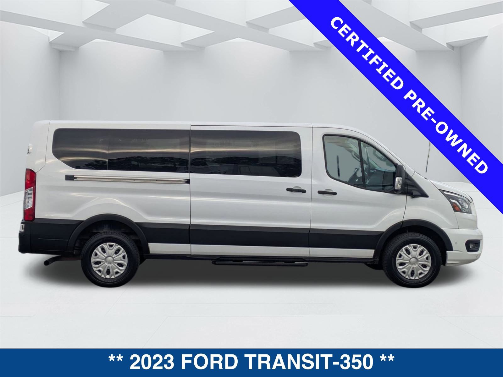 Certified 2023 Ford Transit 350 XLT image 3