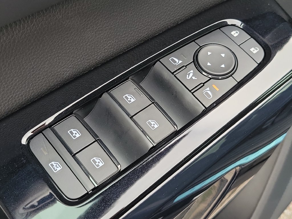 New 2026 Nissan Pathfinder Platinum AWD/4WD image 25