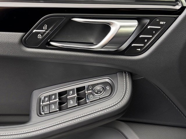 New 2026 Porsche Macan Turbo image 14