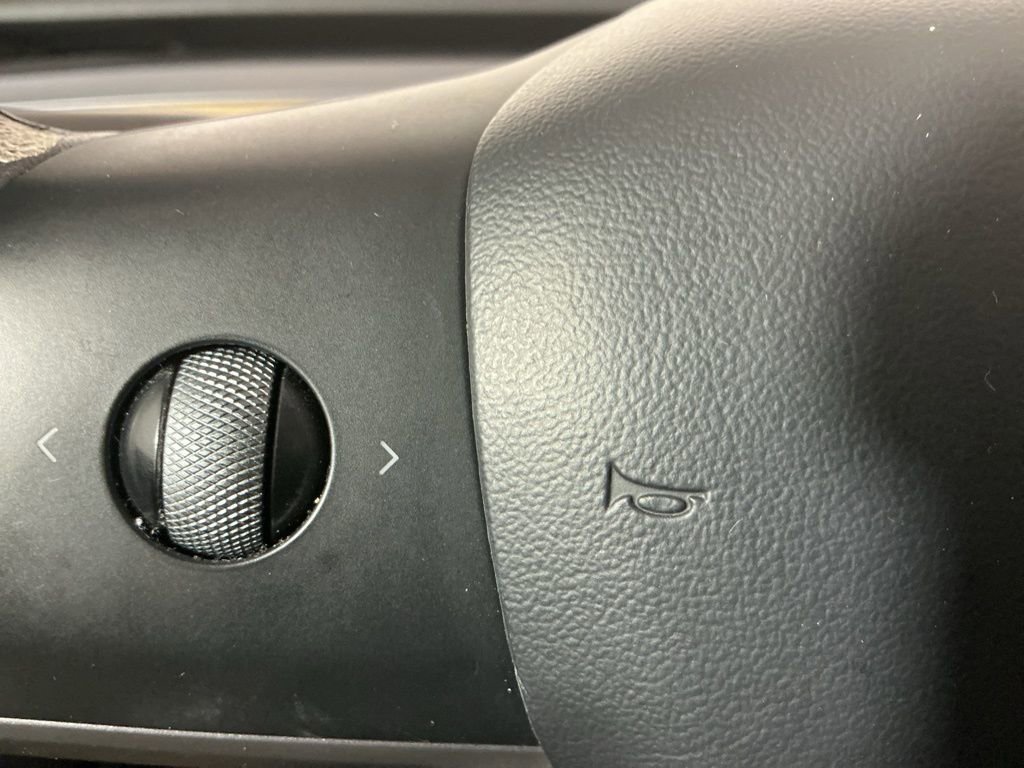 Used 2021 Tesla Model Y Long Range image 15