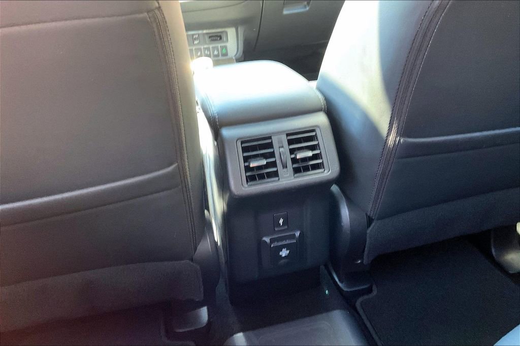 Used 2020 Mitsubishi Outlander GT AWD/4WD image 30