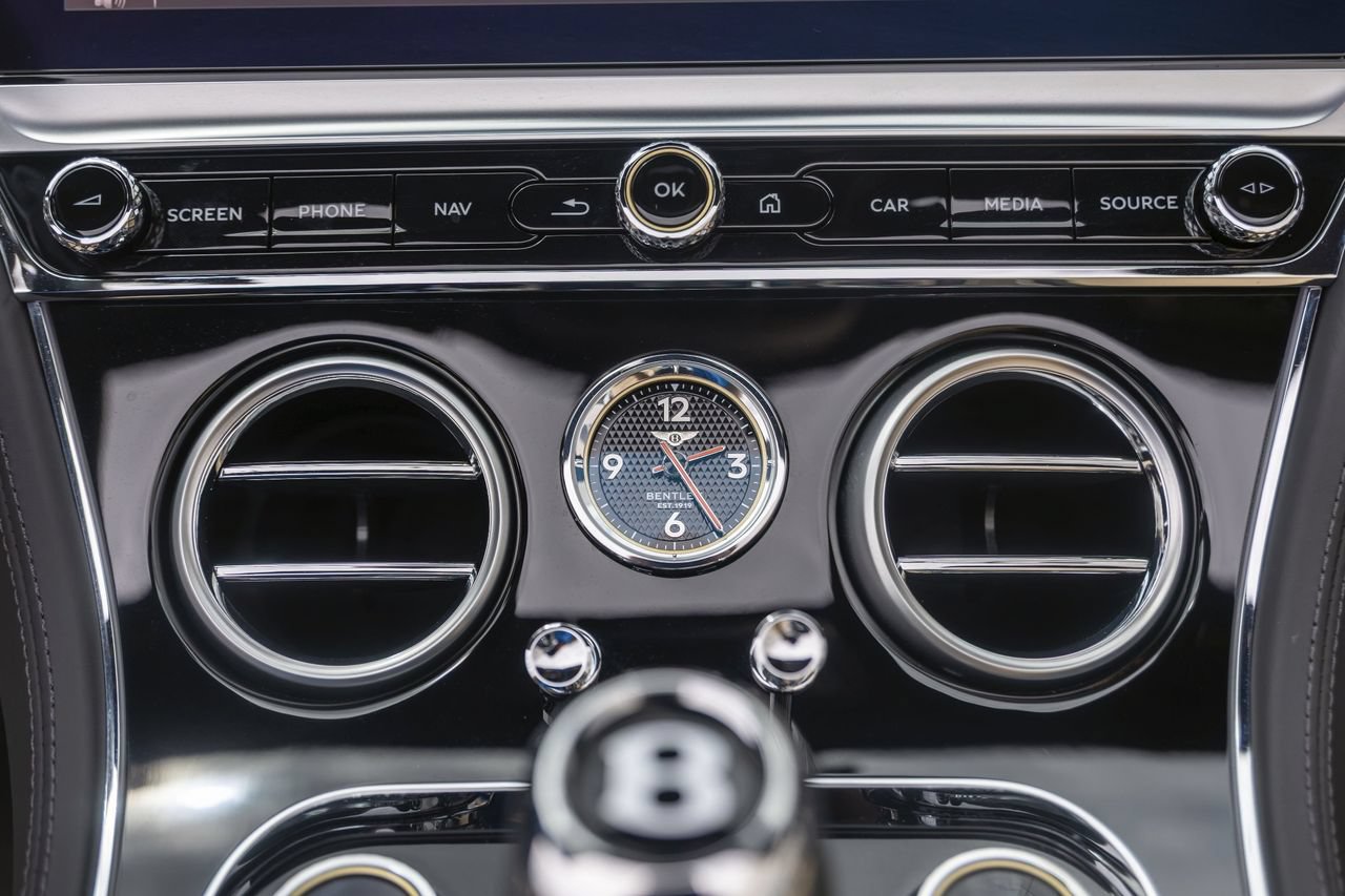 Certified 2024 Bentley Continental GT V8 AWD/4WD image 46