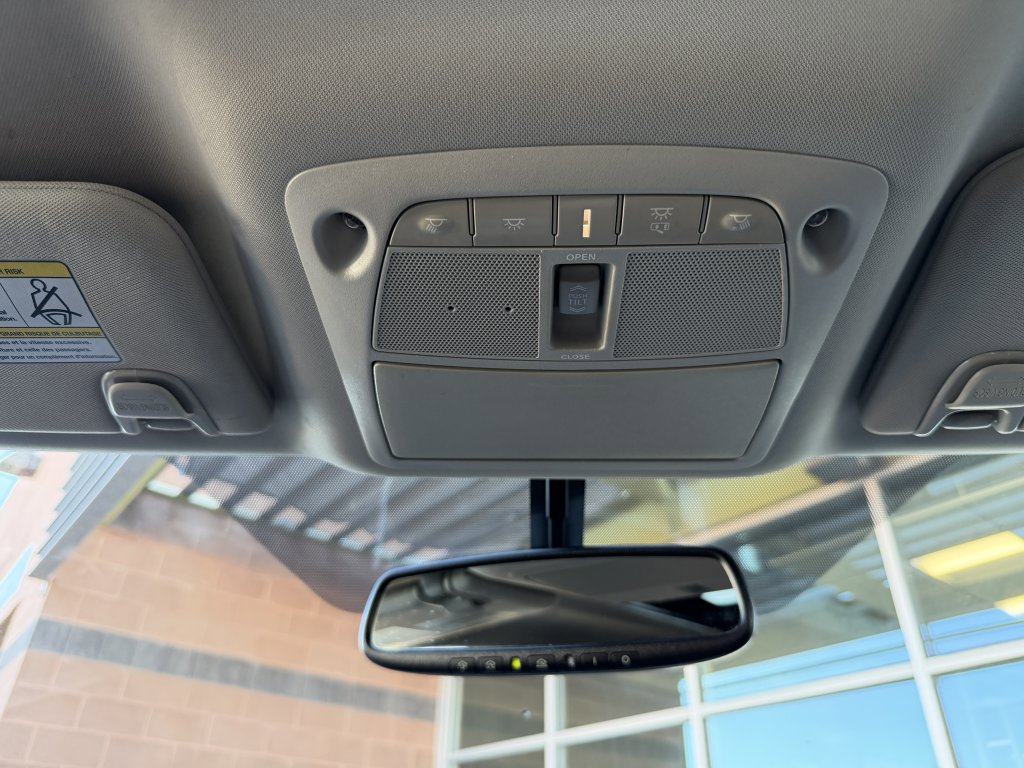 Used 2018 Nissan Murano SL w/ Moonroof Package image 24