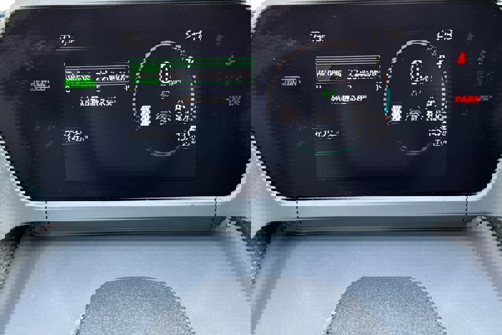 Used 2025 Toyota bZ4X FWD image 28