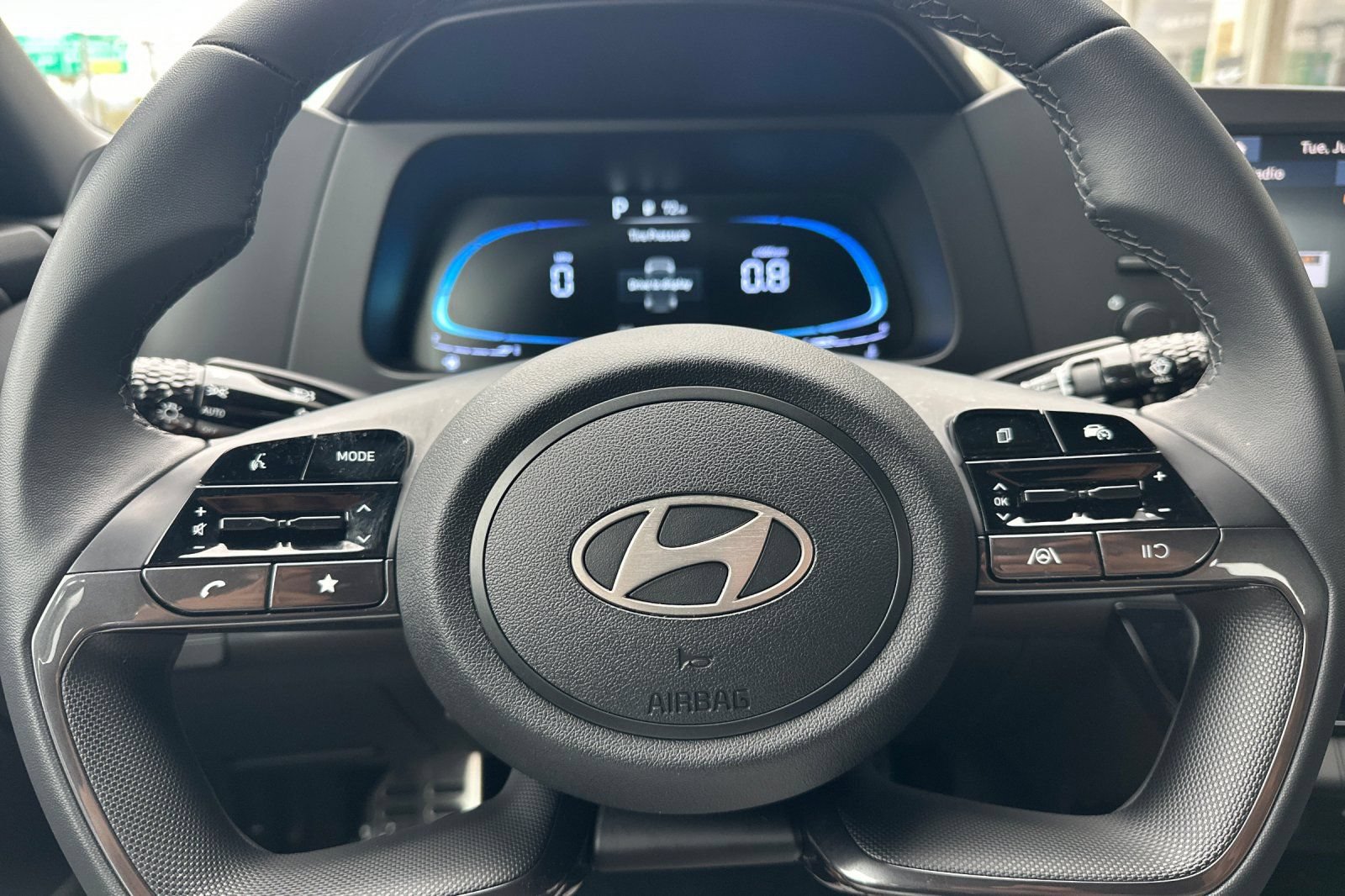Used 2026 Hyundai Elantra Sport FWD image 25