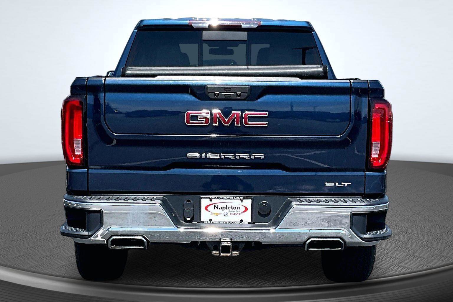 Used 2019 GMC Sierra 1500 SLT w/ SLT Premium Package AWD/4WD image 4