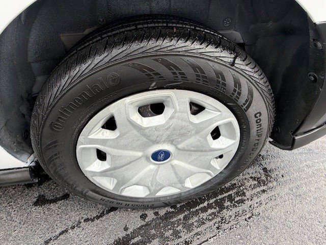 Used 2014 Ford Transit Connect XL image 10