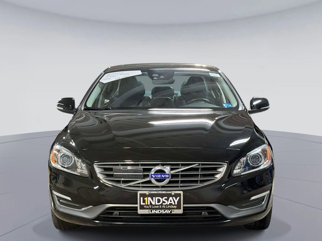 Used 2018 Volvo S60 T5 Inscription Platinum image 8