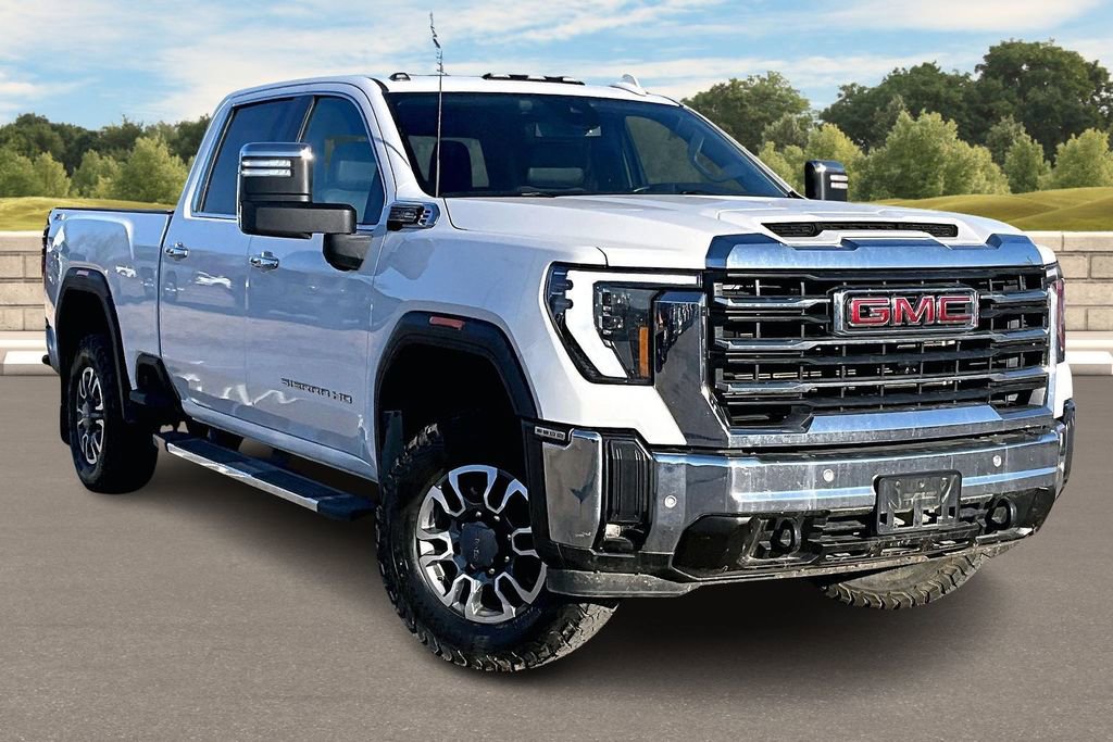 Used 2024 GMC Sierra 3500 SLT w/ SLT Premium Package image 2