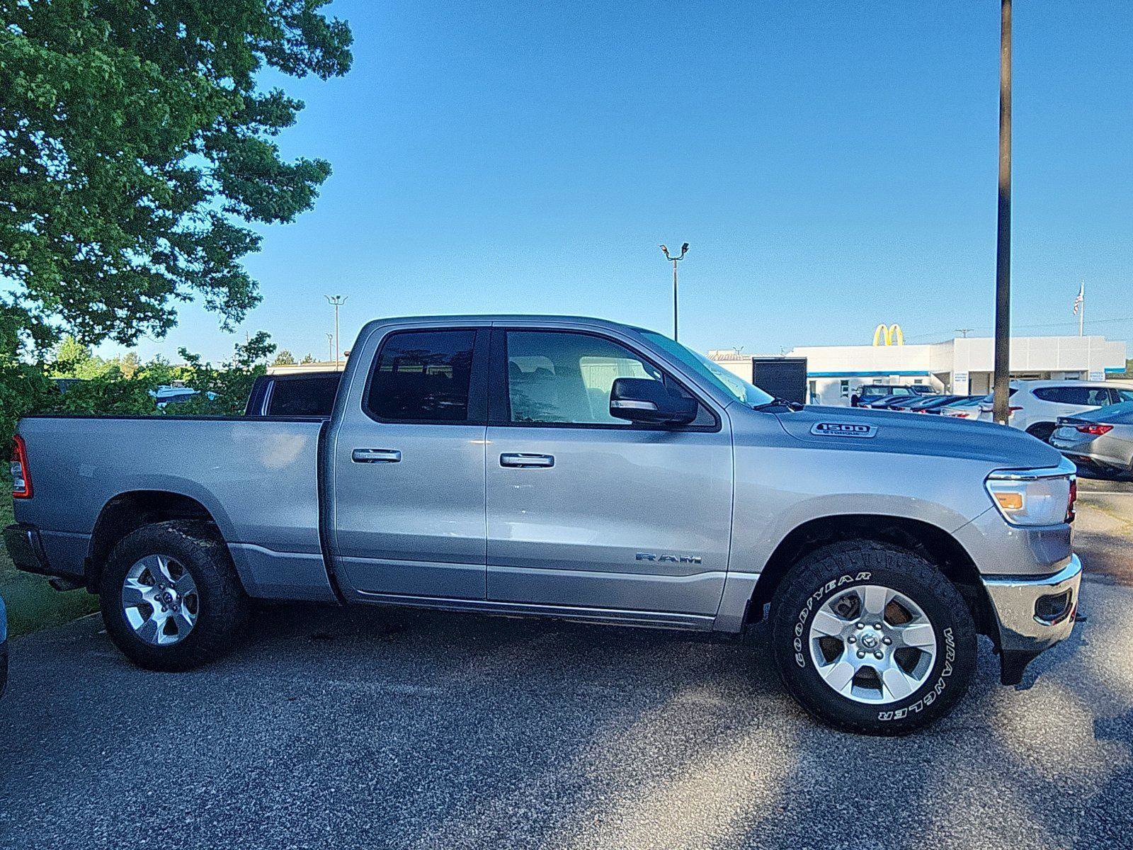 Used 2022 RAM 1500 Big Horn AWD/4WD image 6