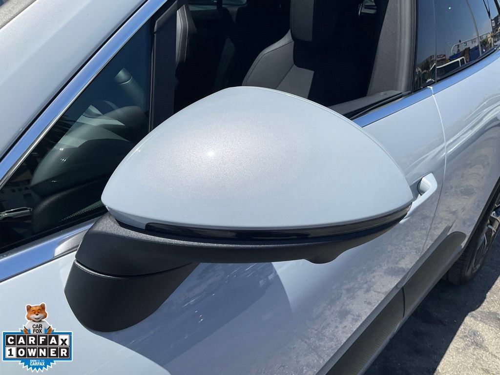 Used 2025 Porsche Macan 4S Electric AWD/4WD image 89