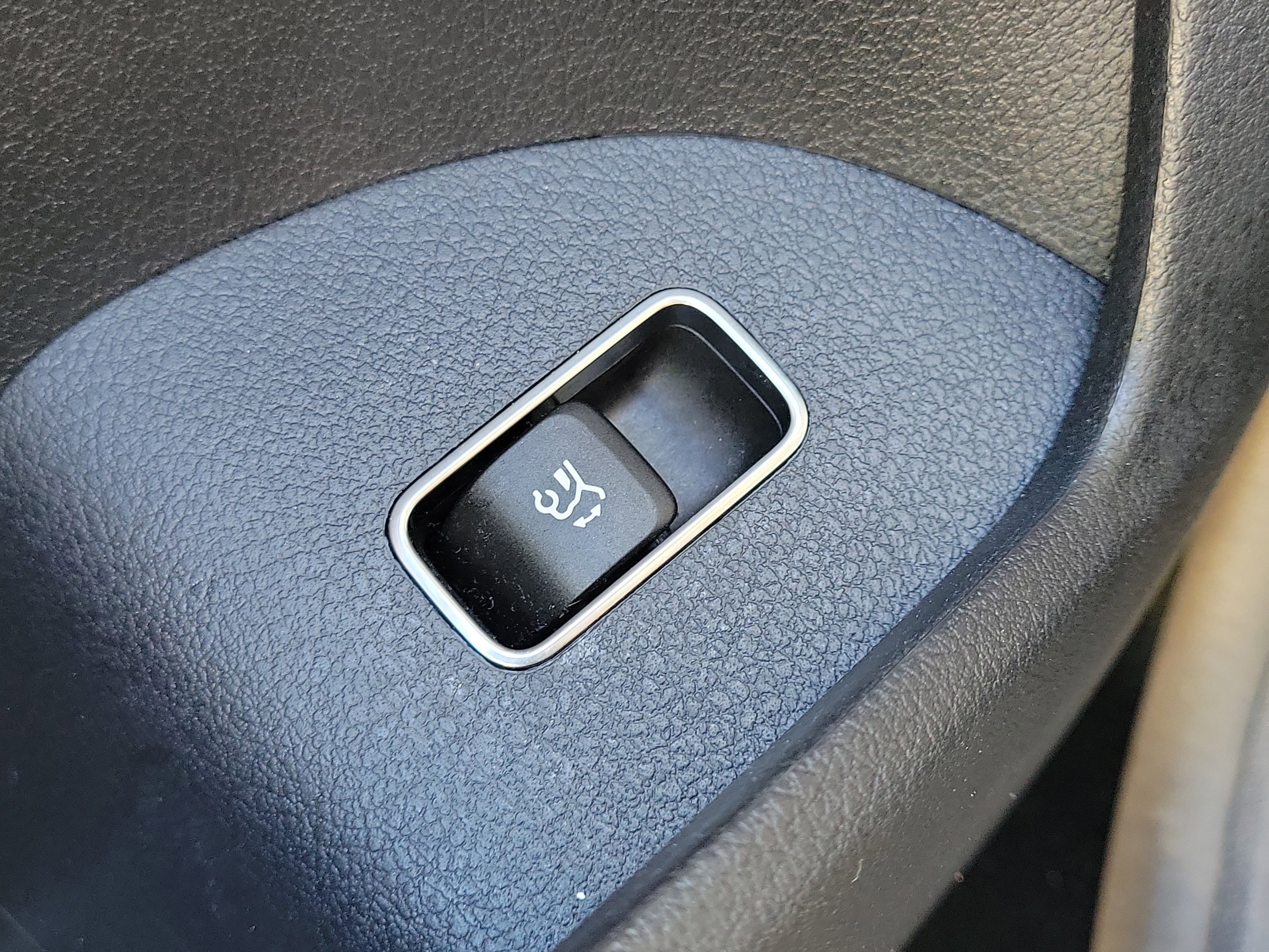 Used 2023 Mercedes-Benz GLE 350 4MATIC image 19