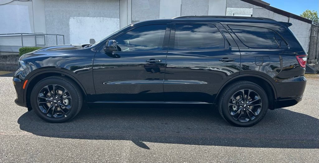 Used 2025 Dodge Durango R/T w/ Blacktop Package AWD/4WD image 8