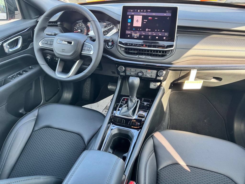 New 2026 Jeep Compass Latitude AWD/4WD image 11