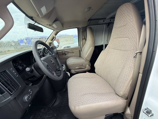 New 2026 GMC Savana 2500 w/ Driver Convenience Package RWD image 11